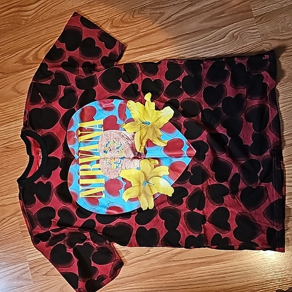 Tshirts - Picture 6 of 9